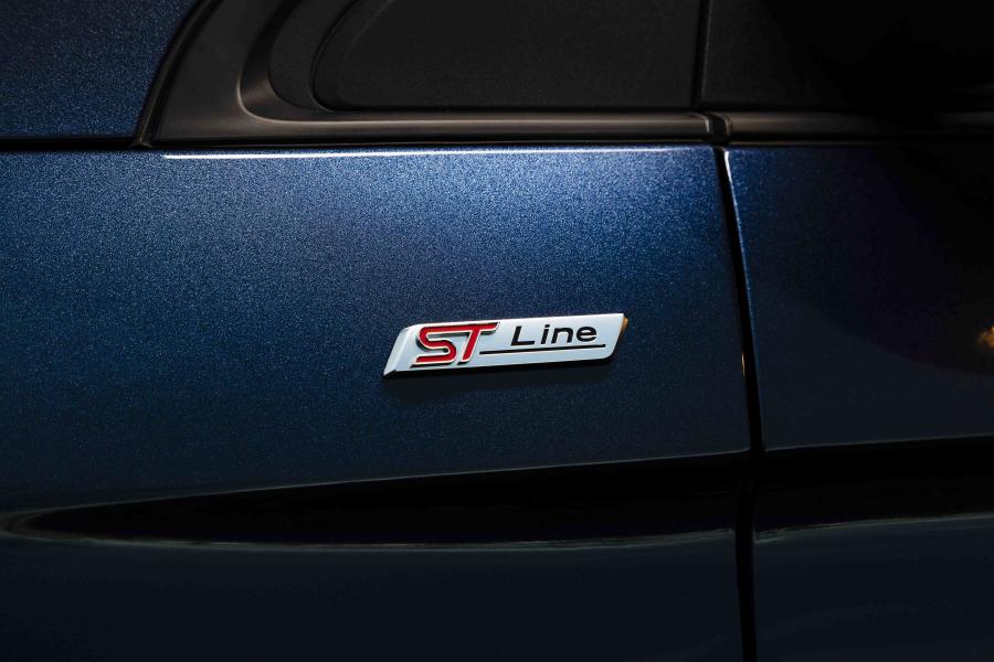Детали экстерьера Ford Edge ST-Line 2017 года  (UK) (фото 6 из 13)